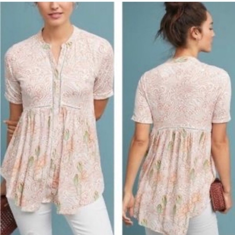 Anthropolgie Akemi Kin Tan Orange And Green Floral baby doll Top Short Sleeves